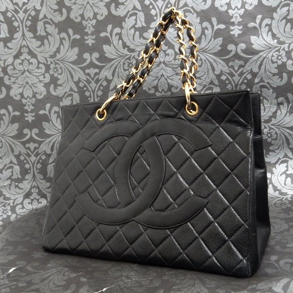 Chanel Coco Mark Matte Caviar Skin Black Women's Tote Bag